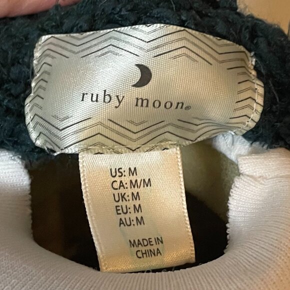 Ruby Moon Sweater - Picture 2 of 4